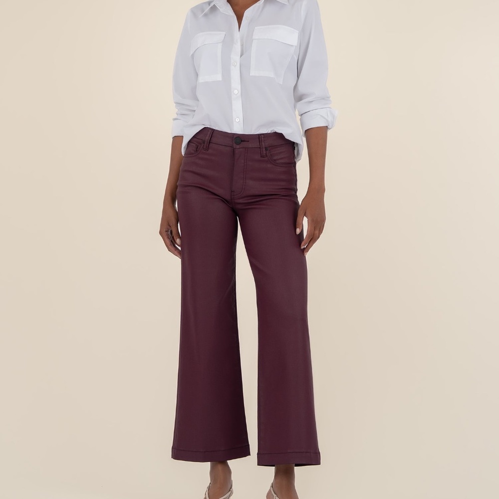 Kut from the Kloth Meg Coated High Rise Wide Leg Size 1212 / Blackberry